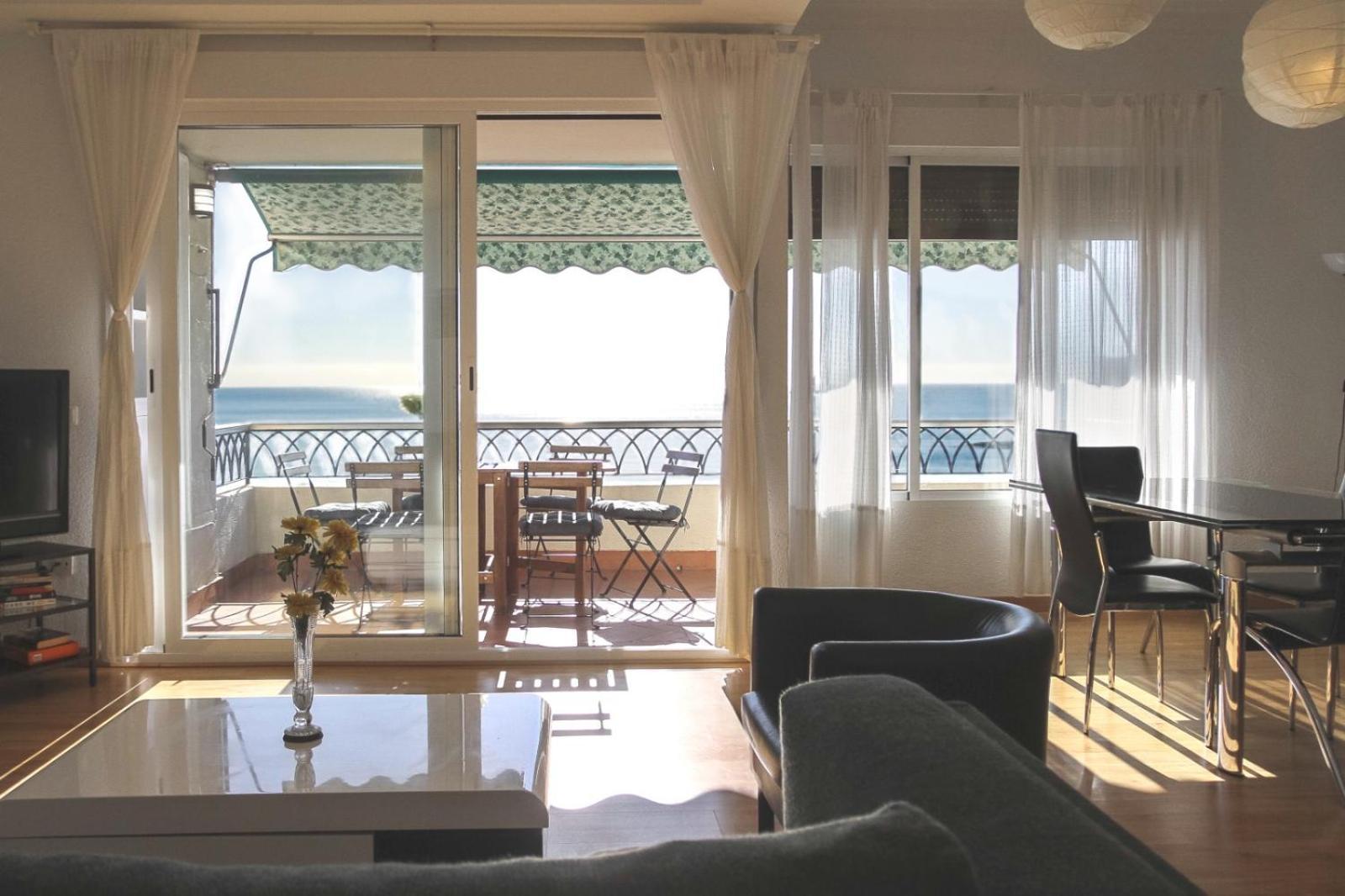 Apartamentos Bahía Alicante Exterior foto