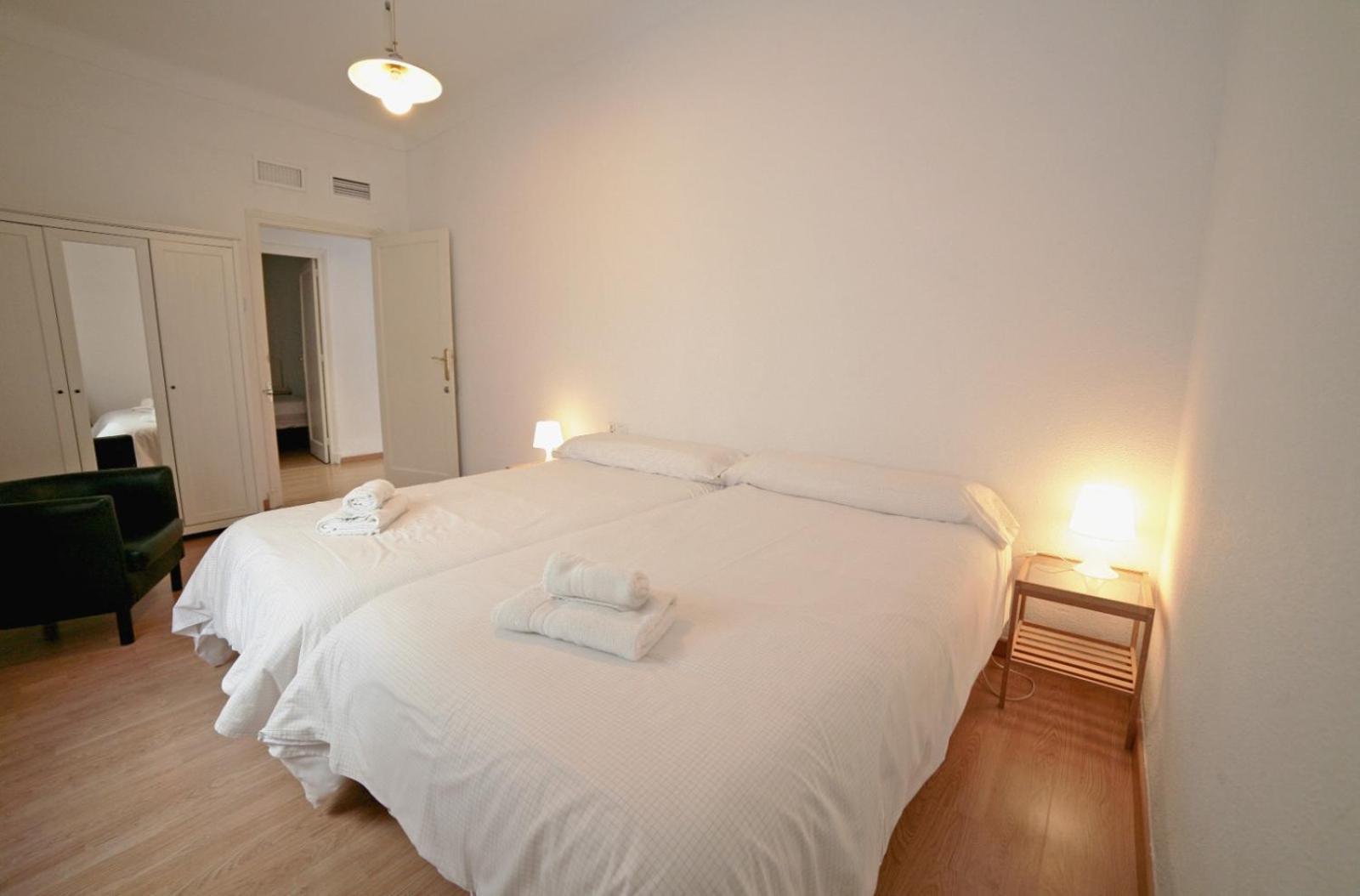 Apartamentos Bahía Alicante Exterior foto