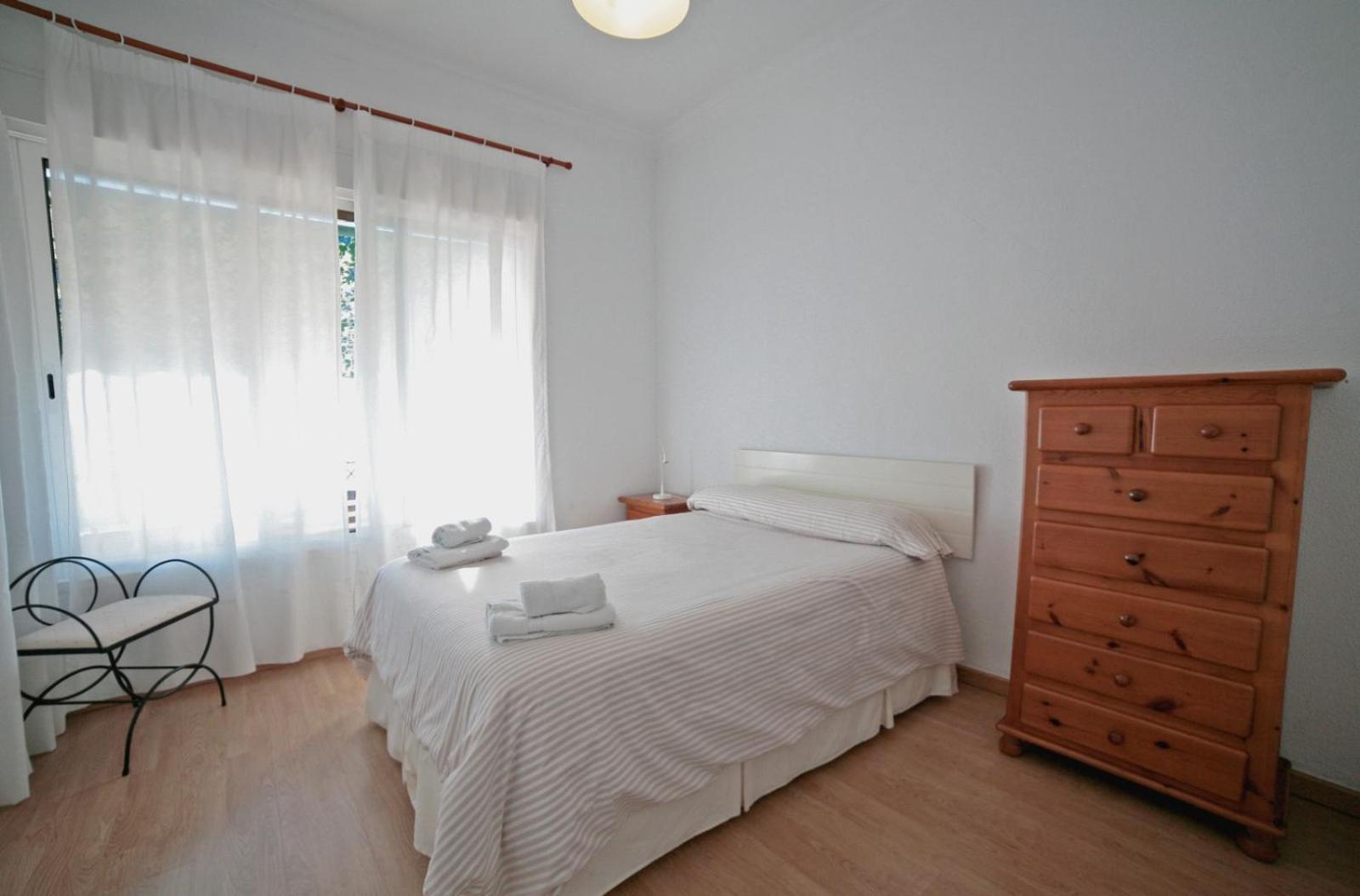 Apartamentos Bahía Alicante Exterior foto