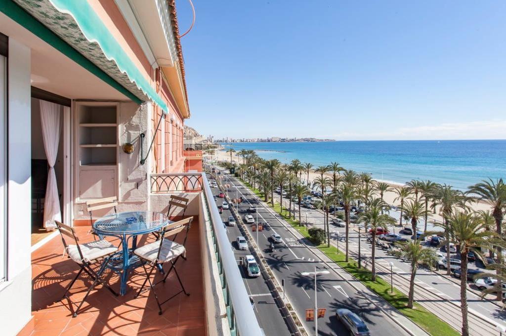 Apartamentos Bahía Alicante Exterior foto